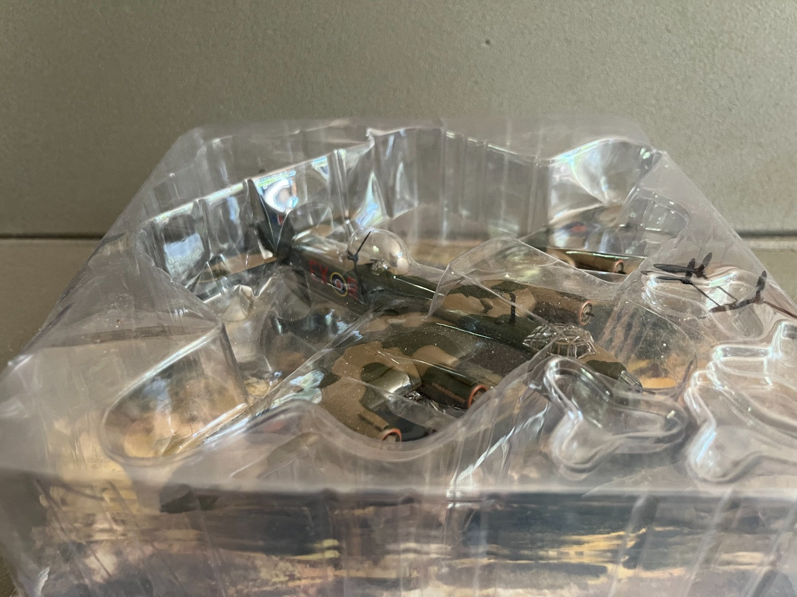 Avion miniature Militaire Bombardier Short Stirling Mk III Altaya 1/72