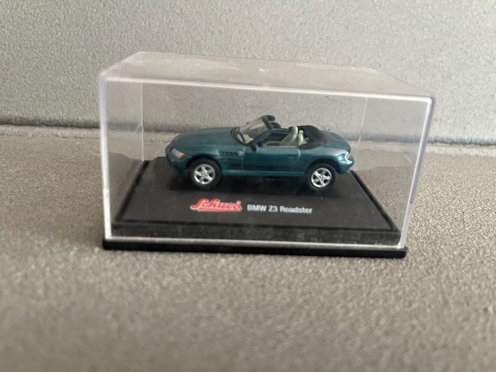 Voiture Miniature BMW Z3 Roadster Schuco au 1/72