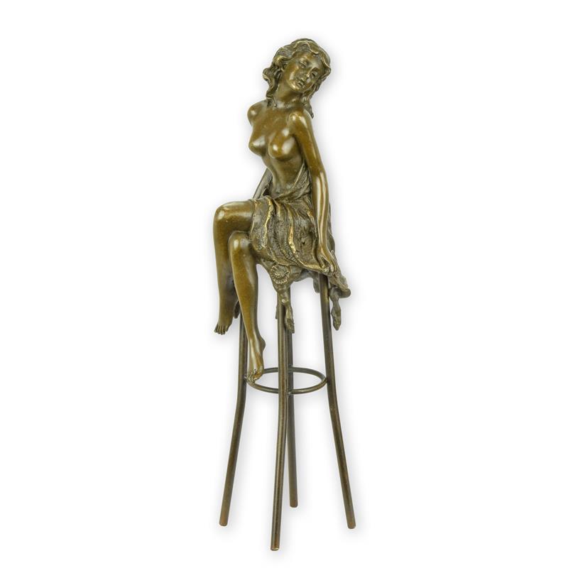 STATUE MODERNE SCULPTURE BRONZE DAME SUR BARCHAIR