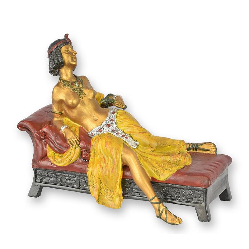 STATUE MODERNE SCULPTURE BRONZE DE CLEOPÂTRE ALLONGEE